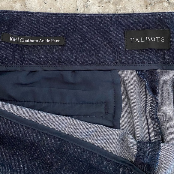 EUC Talbots “Chatham Ankle Pant” in navy blue, size 16 Petite - Picture 5 of 5